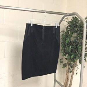 Ellen Tracy mini pencil skirt faux  leather(m)
